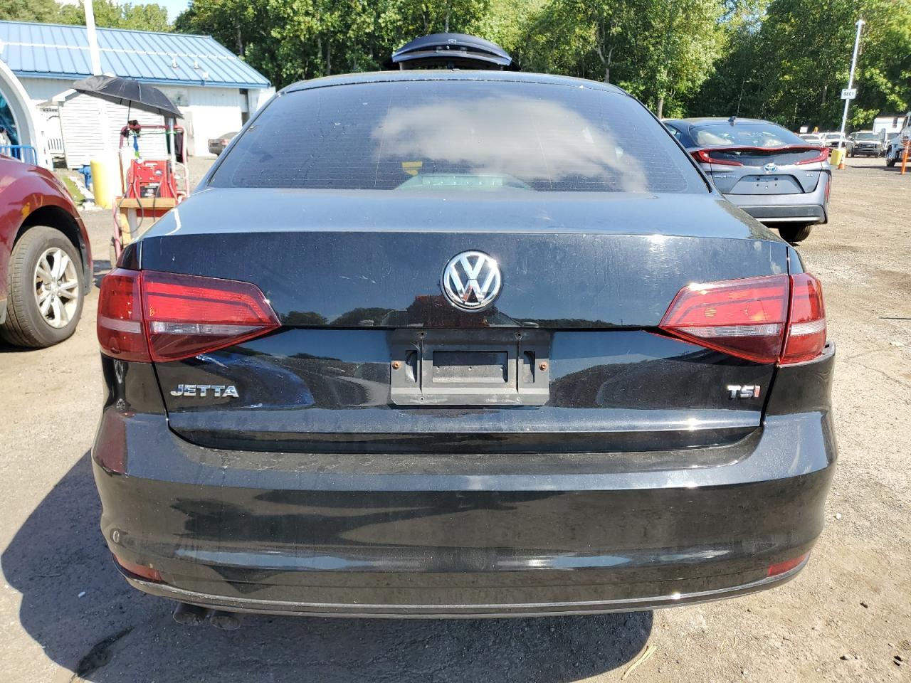 2016 VOLKSWAGEN JETTA
