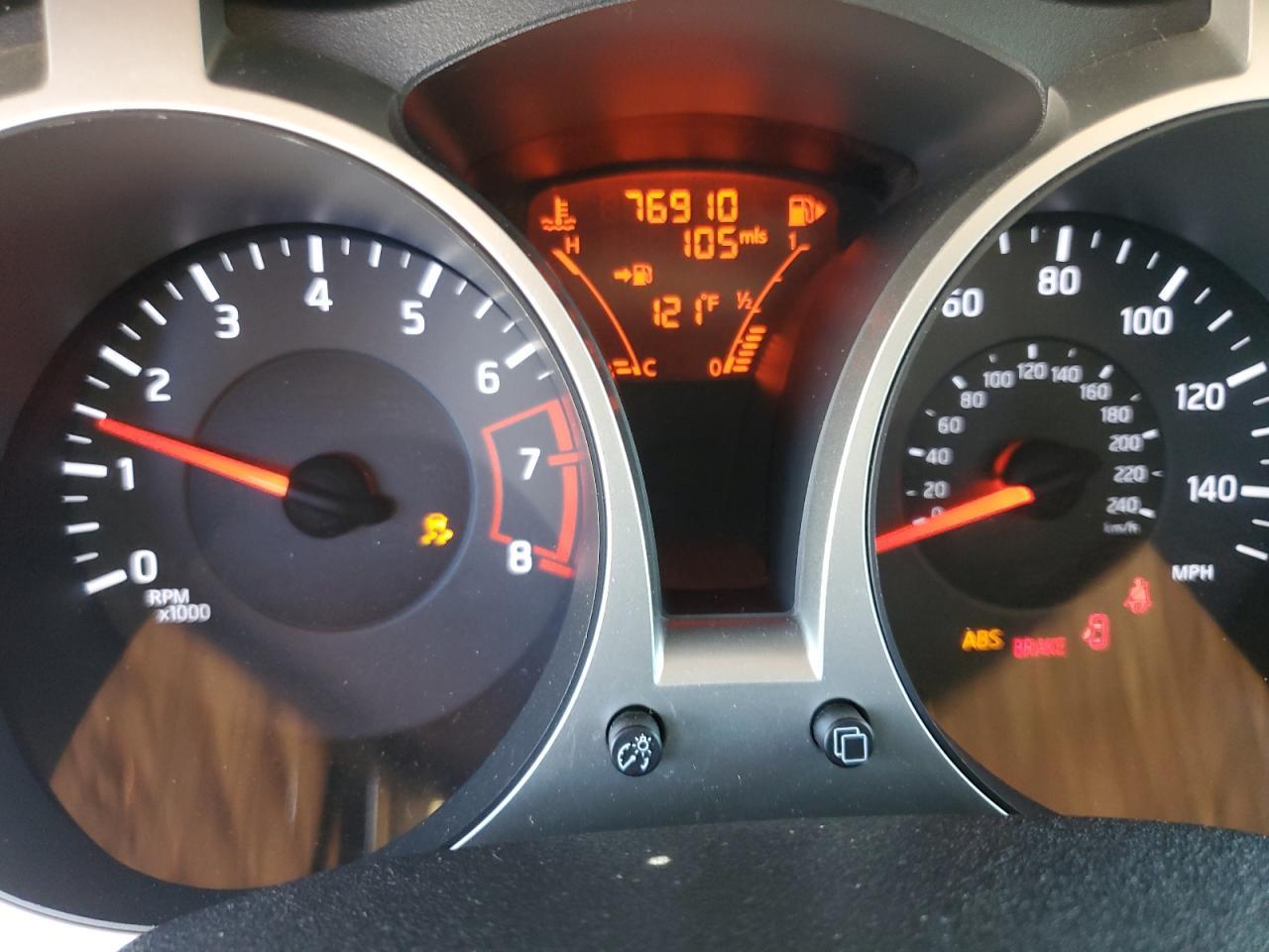 2011 NISSAN Juke