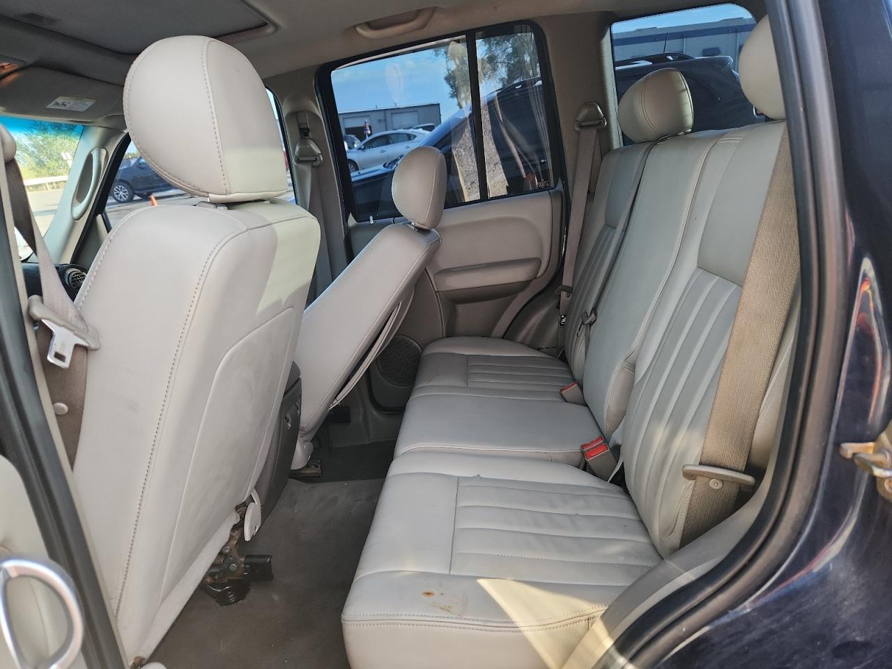 2005 JEEP Liberty