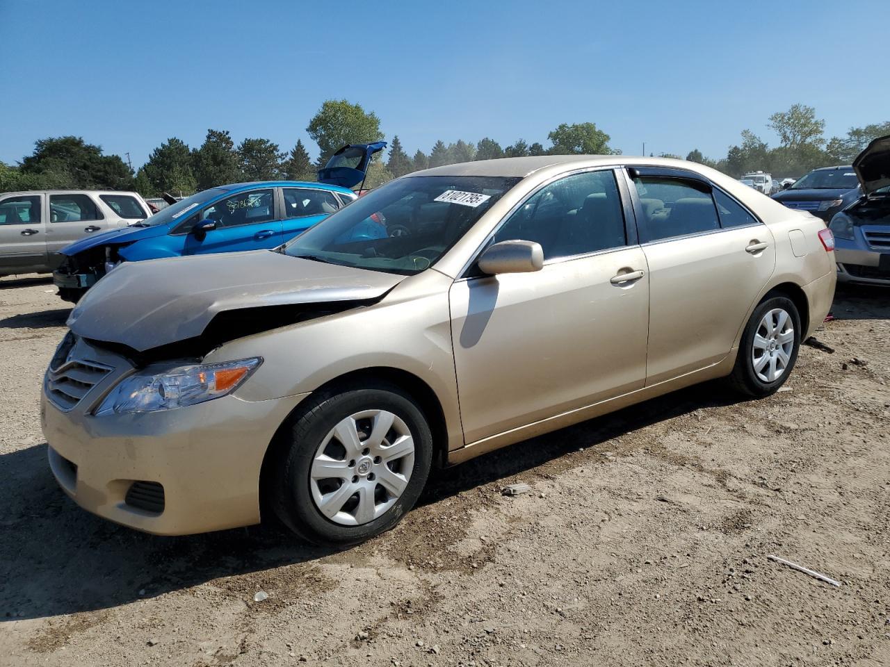 2011 TOYOTA CAMRY