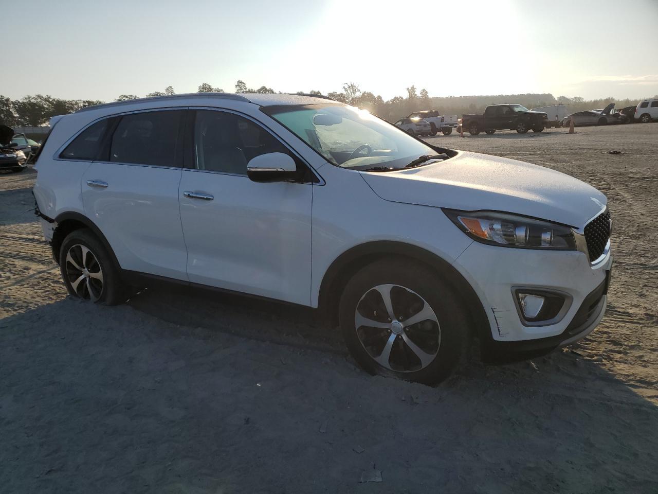 2016 KIA SORENTO