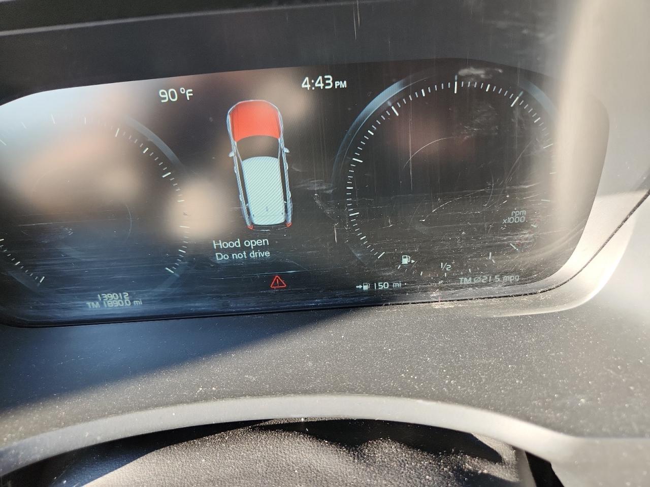 2019 VOLVO XC90