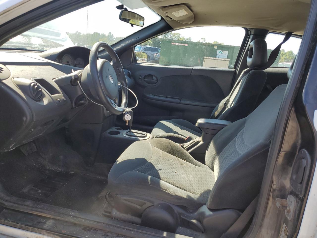 2004 SATURN Ion