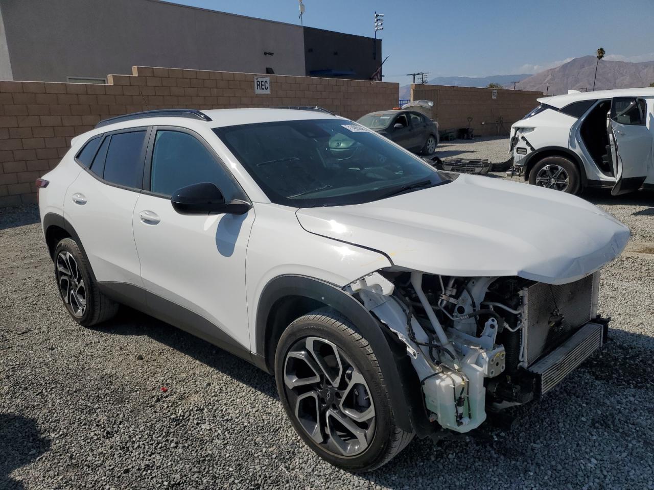 2025 CHEVROLET TRAX