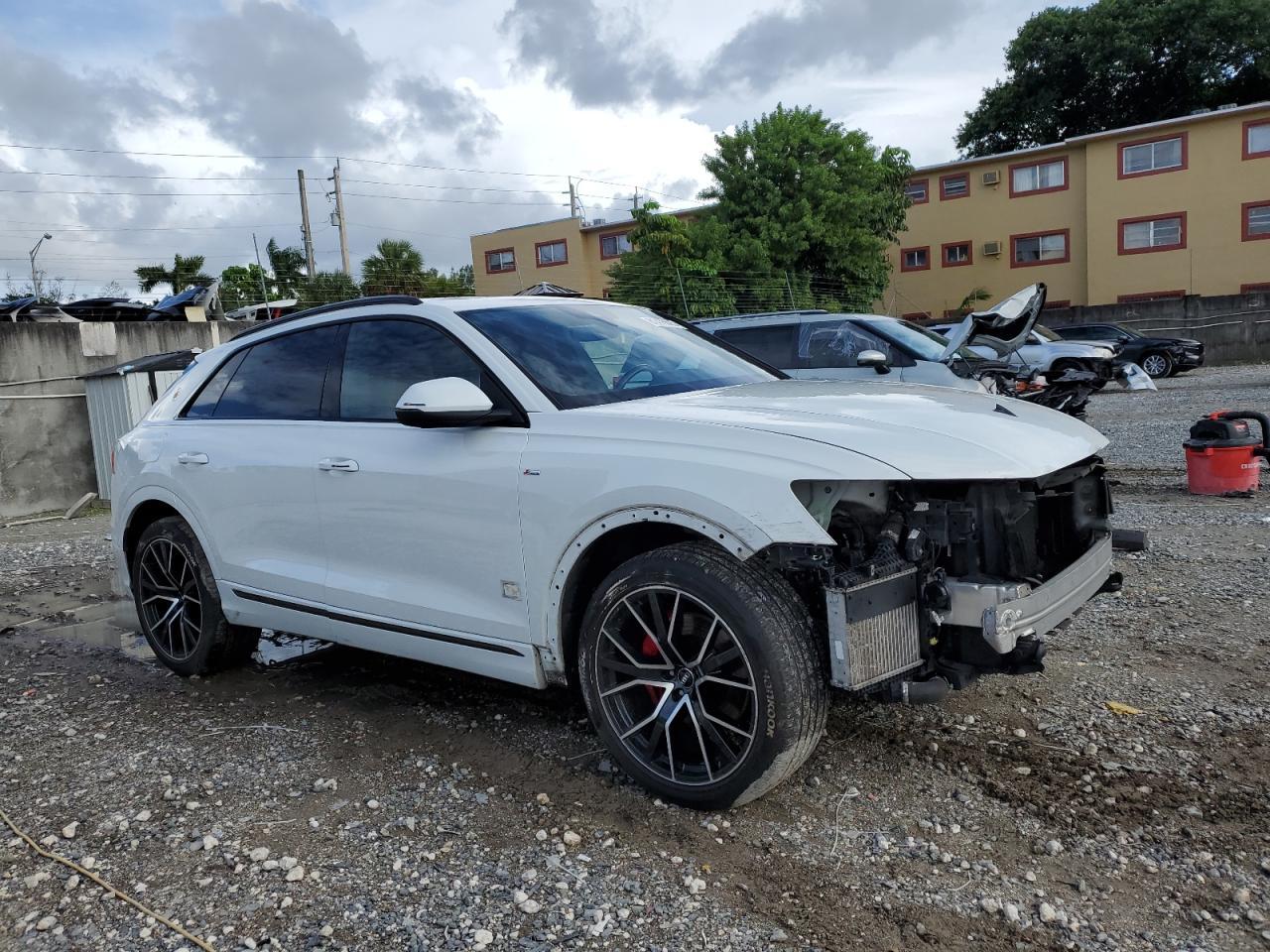 2019 AUDI Q8