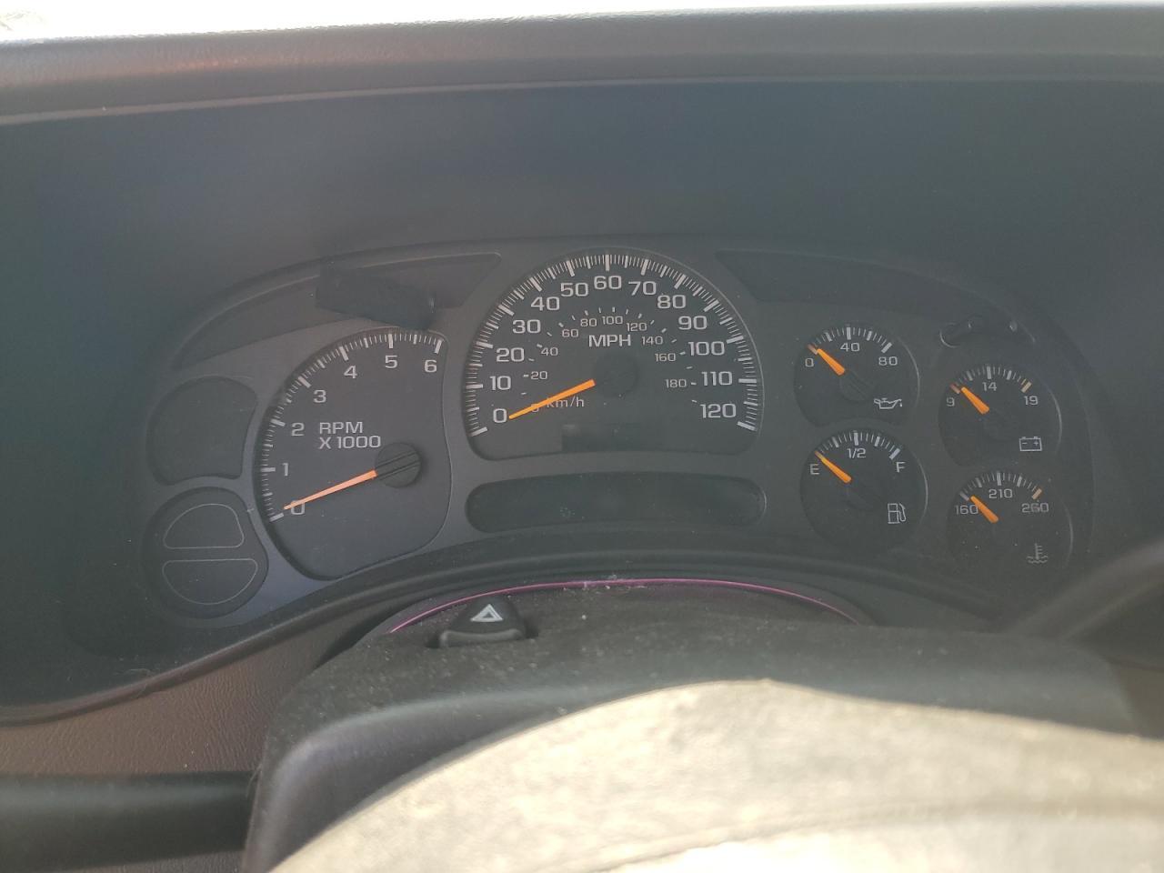 2004 CHEVROLET Tahoe