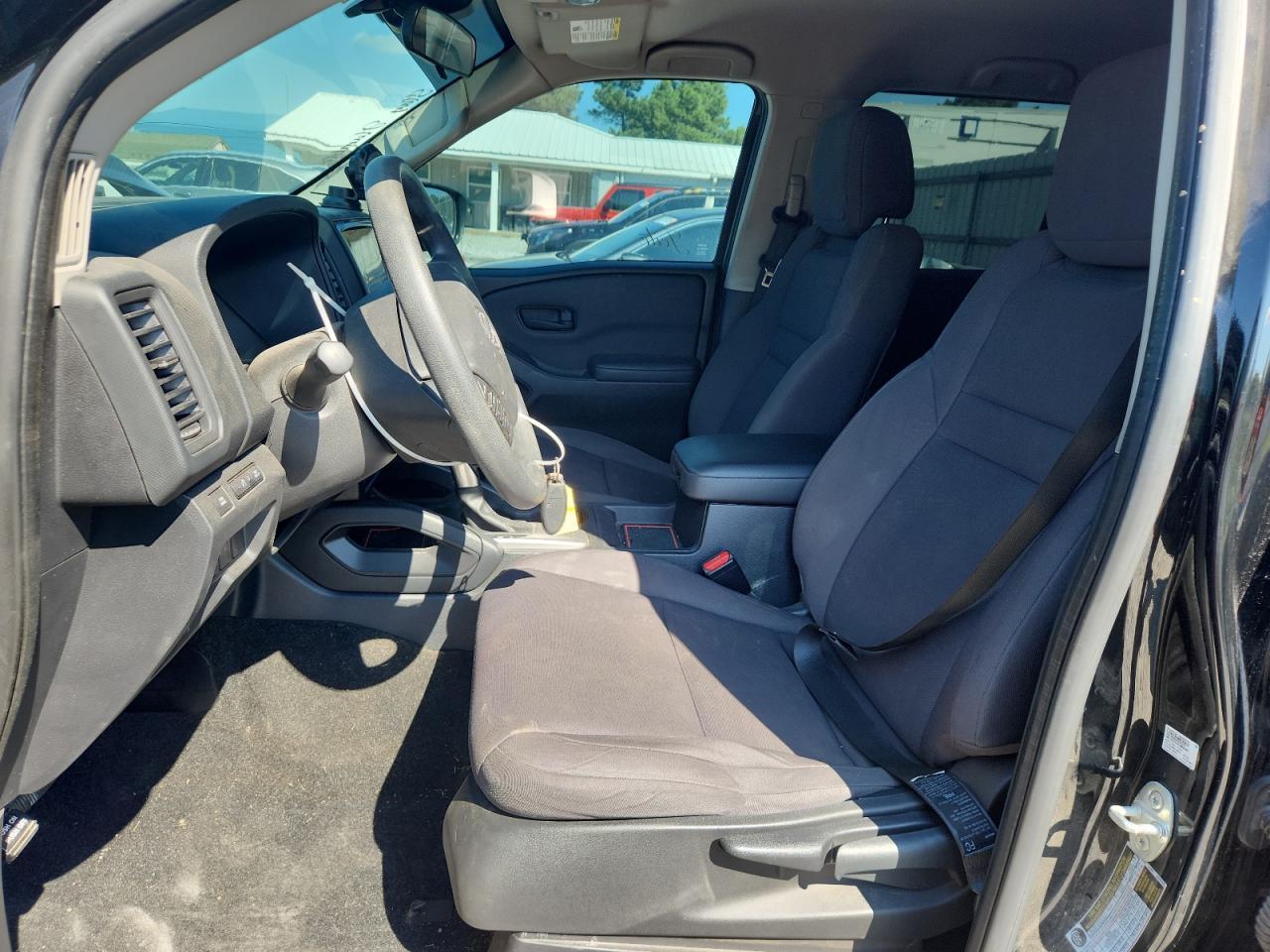 2022 NISSAN Frontier