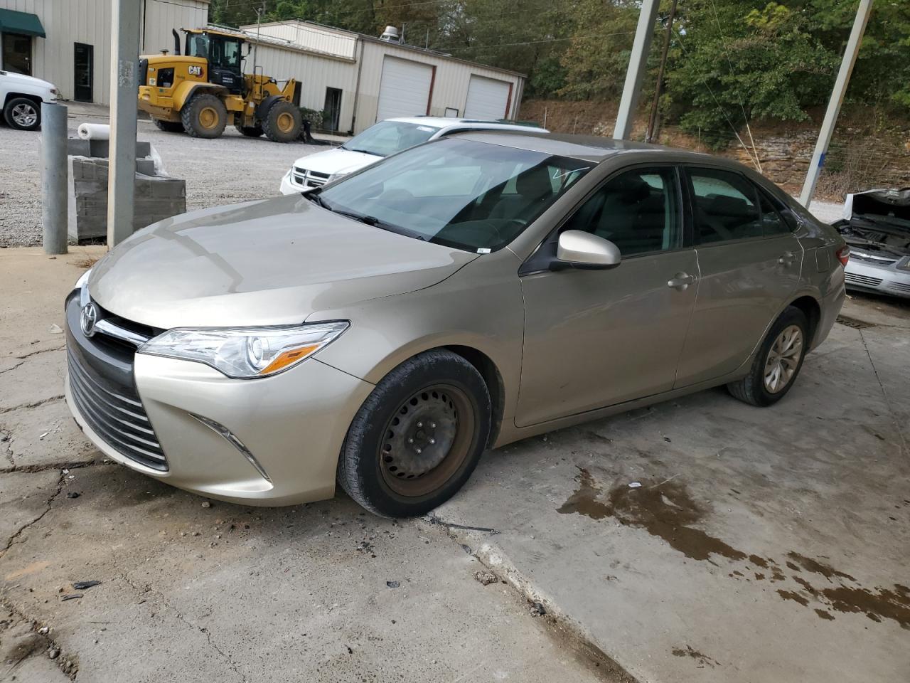 2015 TOYOTA CAMRY