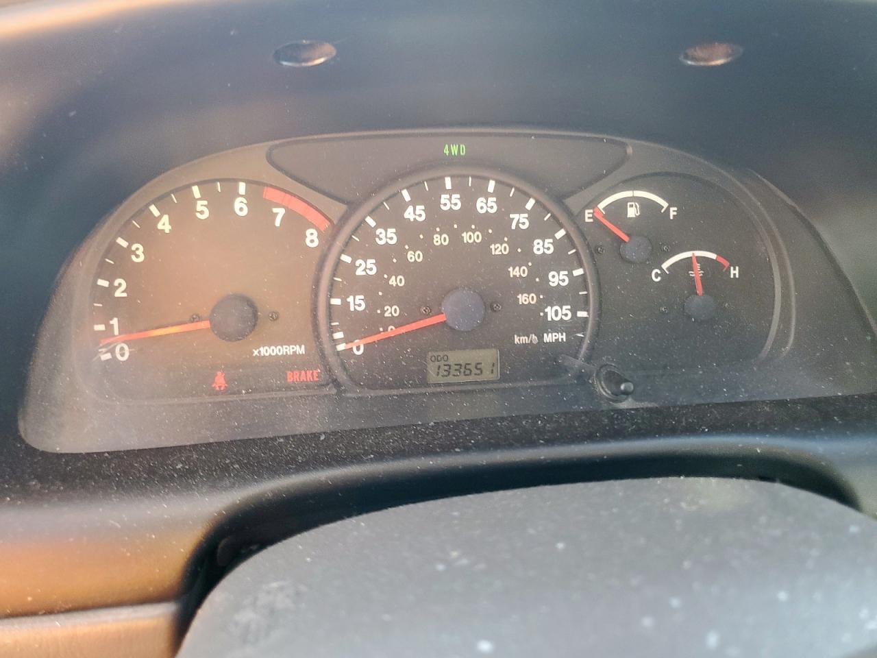 2000 SUZUKI Grand Vitara