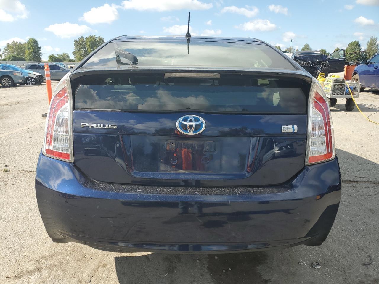 2013 TOYOTA PRIUS