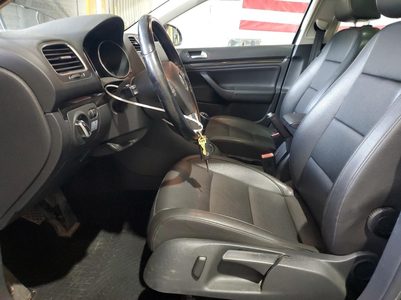 2013 VOLKSWAGEN JETTA