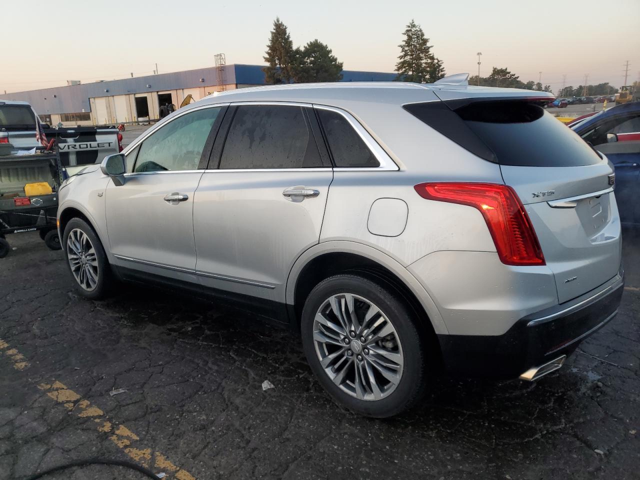 2017 CADILLAC XT5