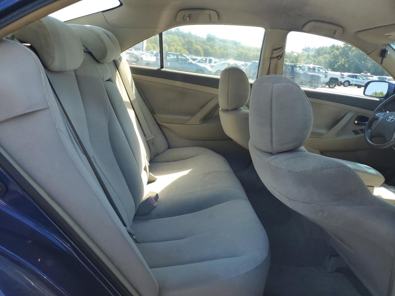 2010 TOYOTA CAMRY