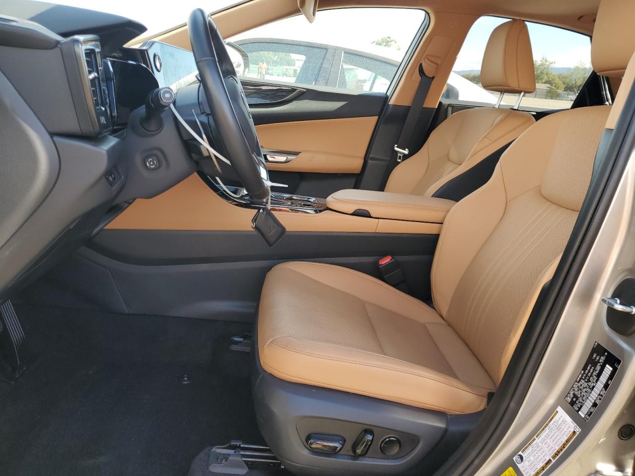 2025 LEXUS Nx