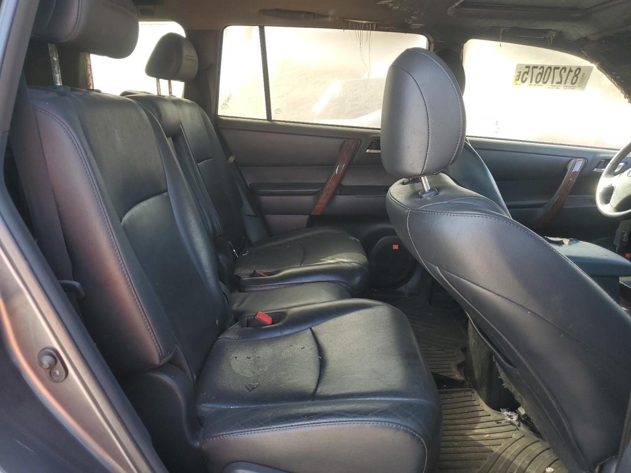 2012 TOYOTA HIGHLANDER