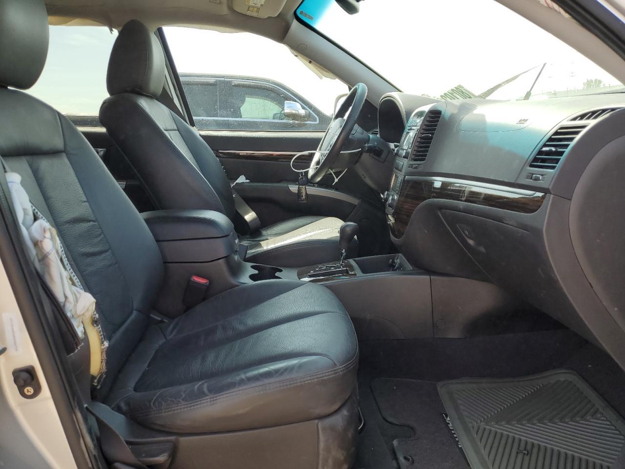 2011 HYUNDAI SANTA FE