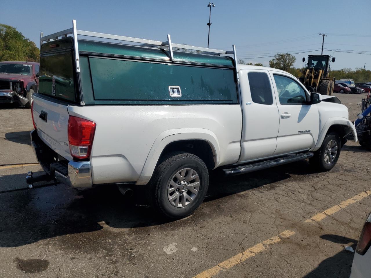 2016 TOYOTA TACOMA