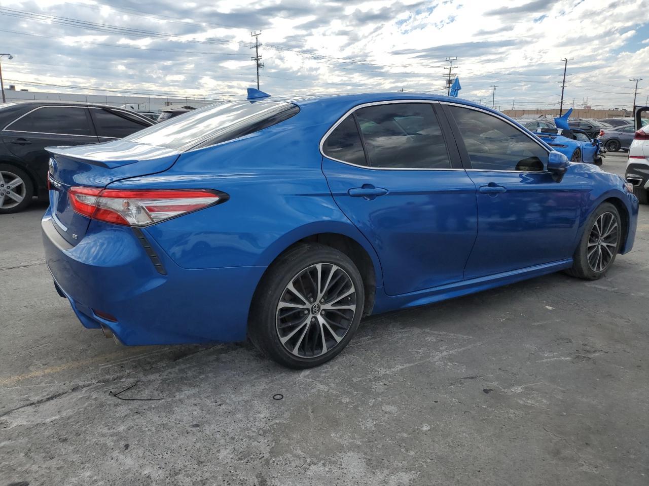 2019 TOYOTA CAMRY