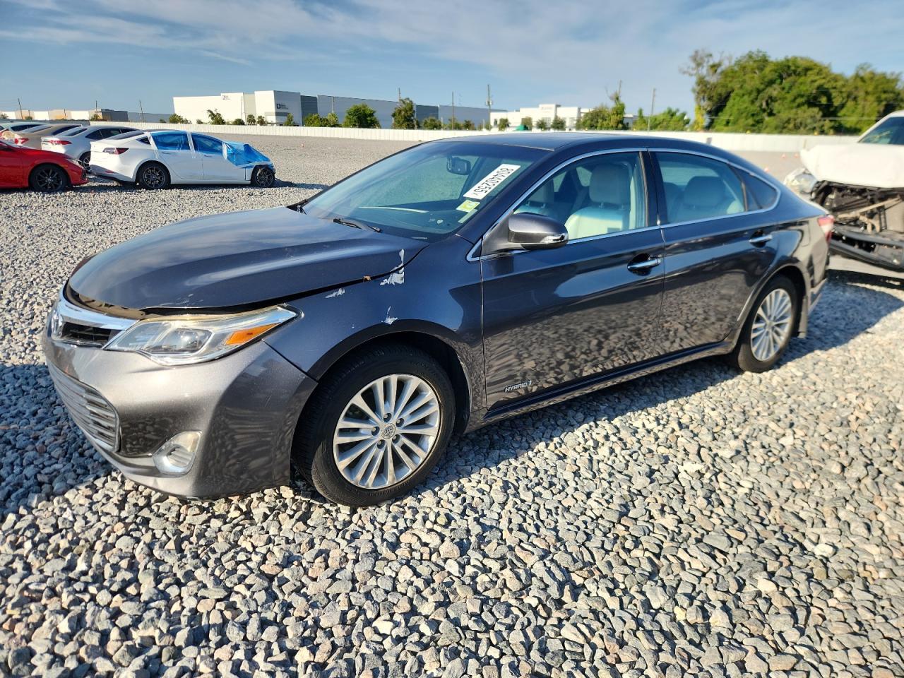 2013 TOYOTA Avalon