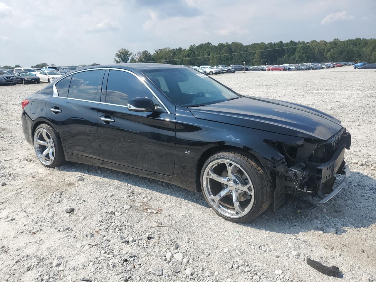2015 INFINITI Q50