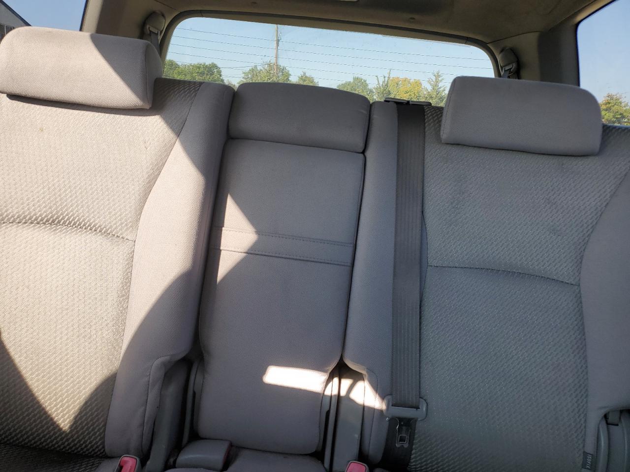 2004 TOYOTA HIGHLANDER