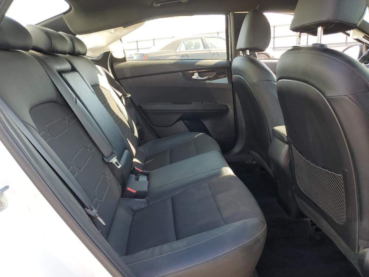 2022 KIA FORTE