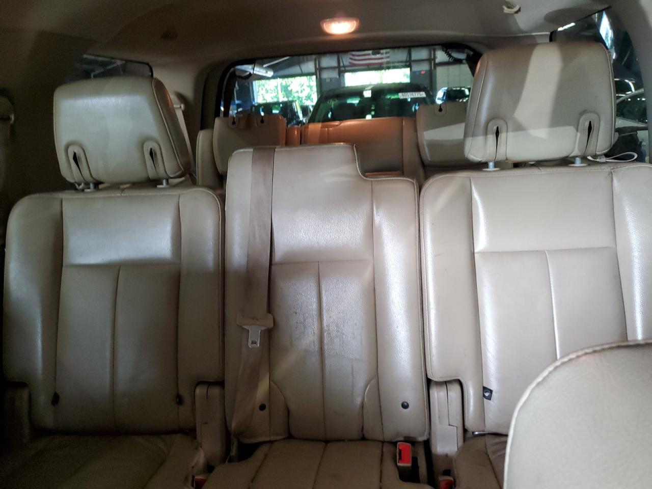 2010 FORD Expedition