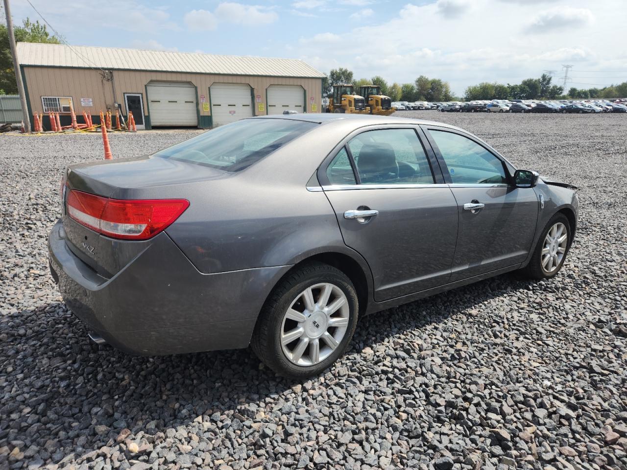 2011 LINCOLN MKZ