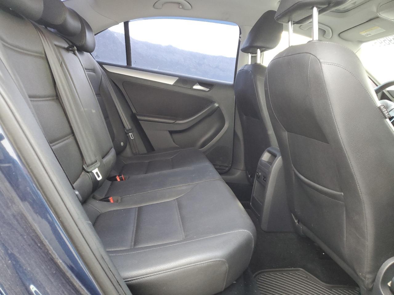 2012 VOLKSWAGEN JETTA