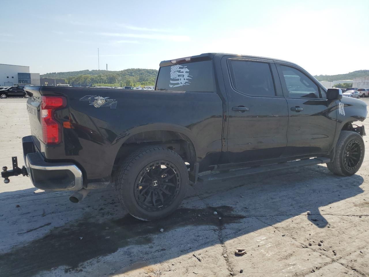 2023 CHEVROLET Silverado