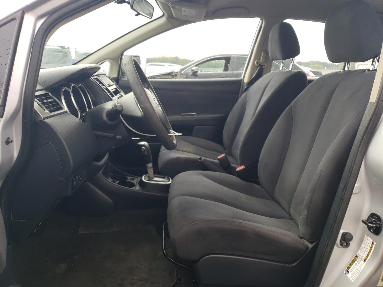 2009 NISSAN VERSA