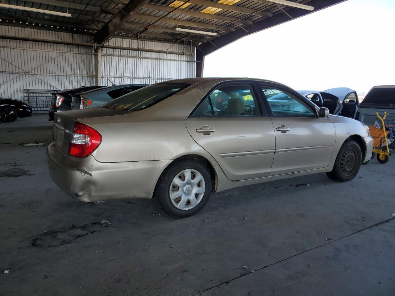 2002 TOYOTA CAMRY