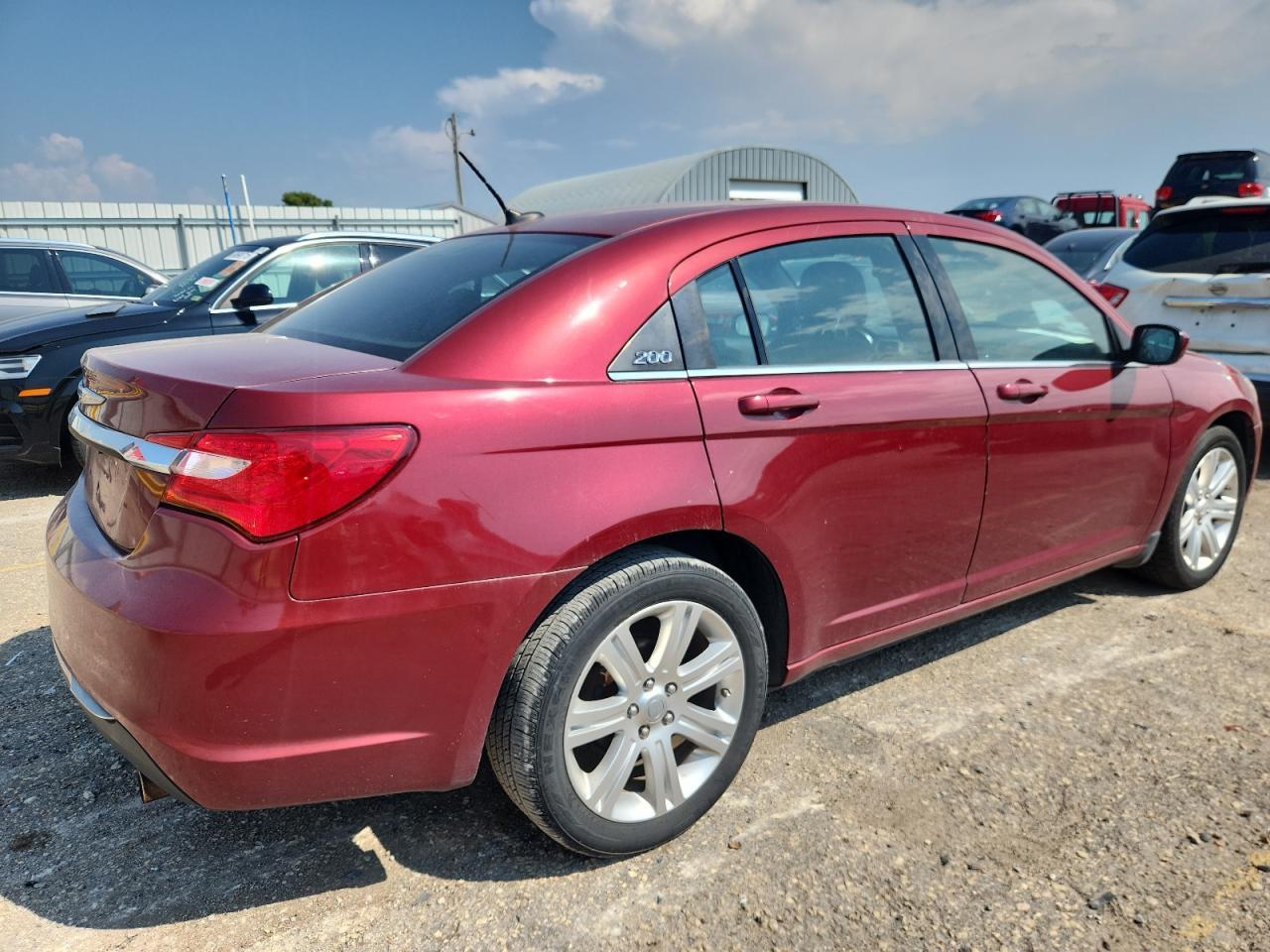 2013 CHRYSLER 200