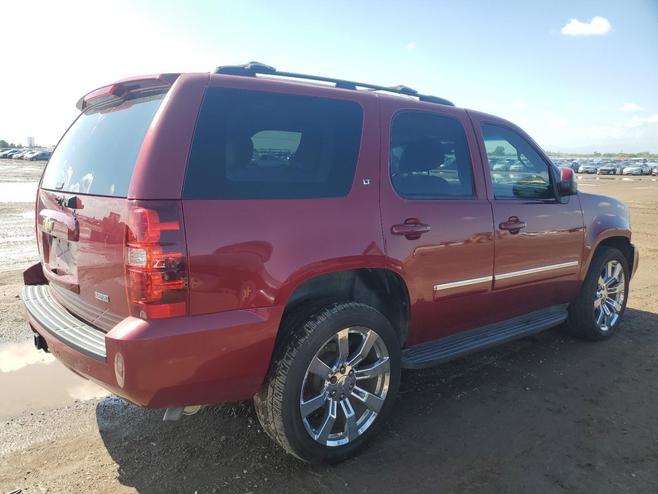 2011 CHEVROLET Tahoe