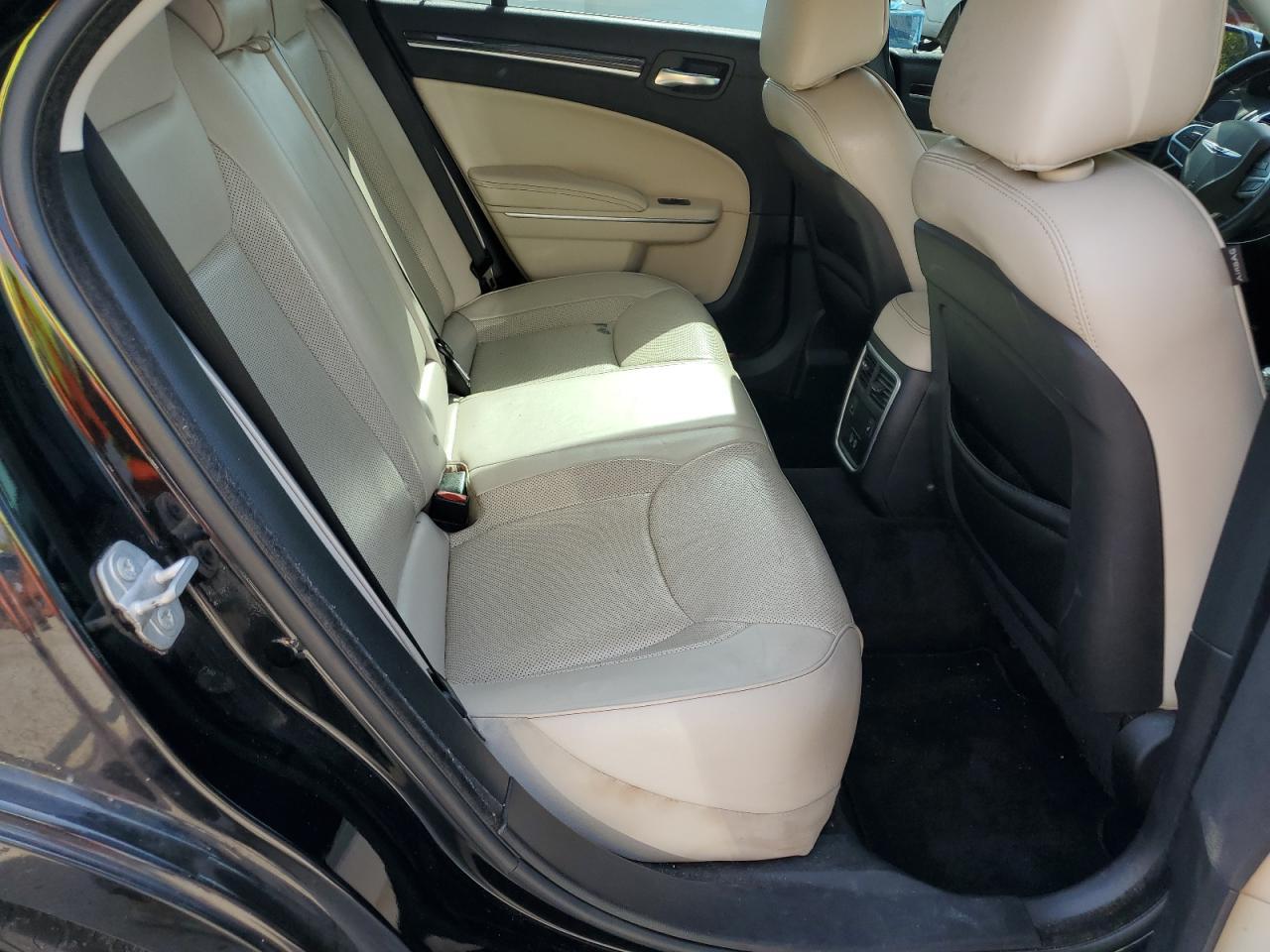 2018 CHRYSLER 300