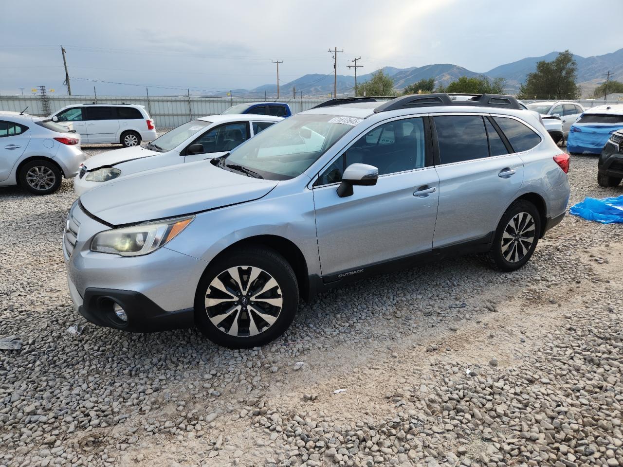 2017 SUBARU Outback