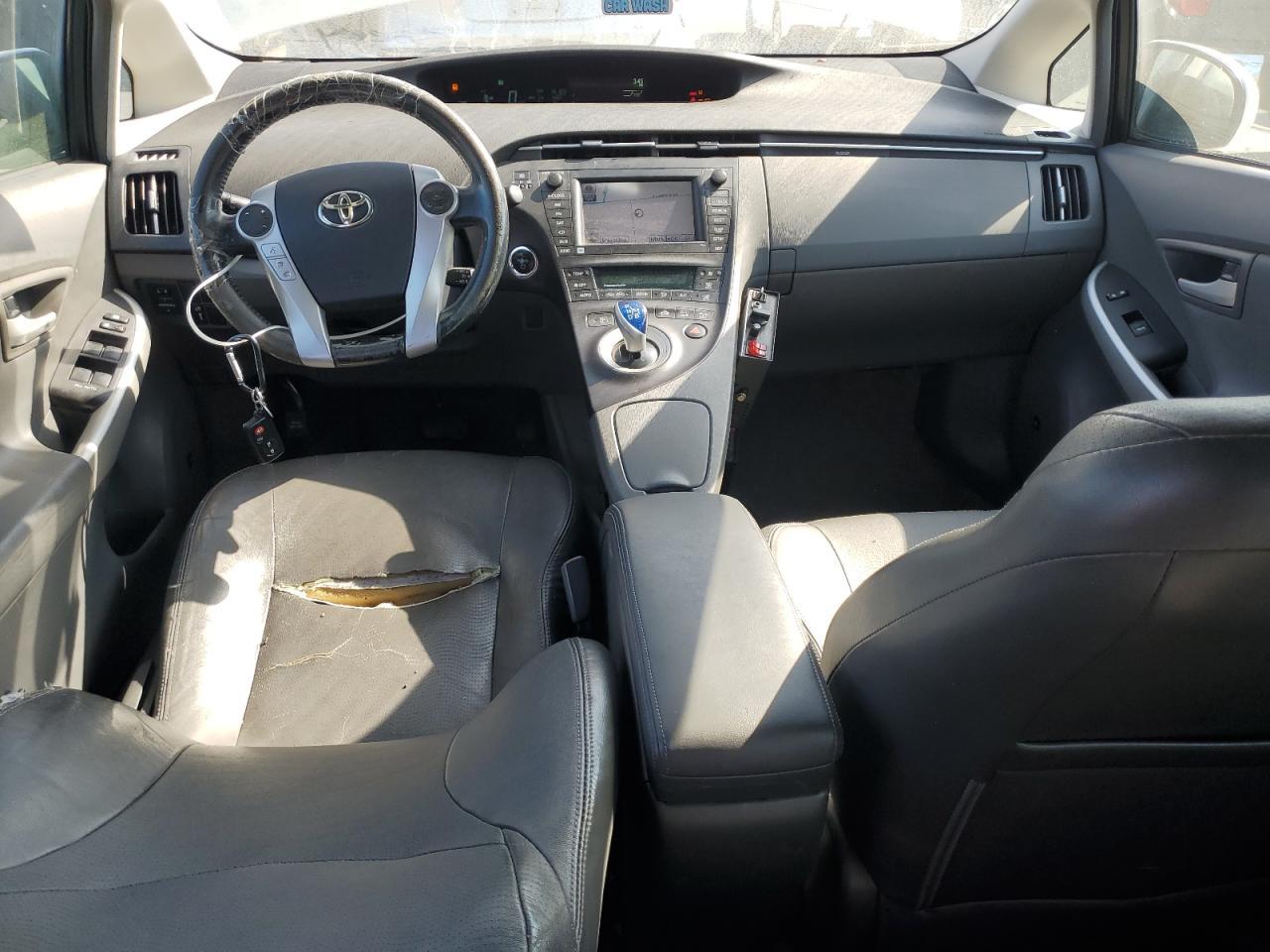 2010 TOYOTA PRIUS