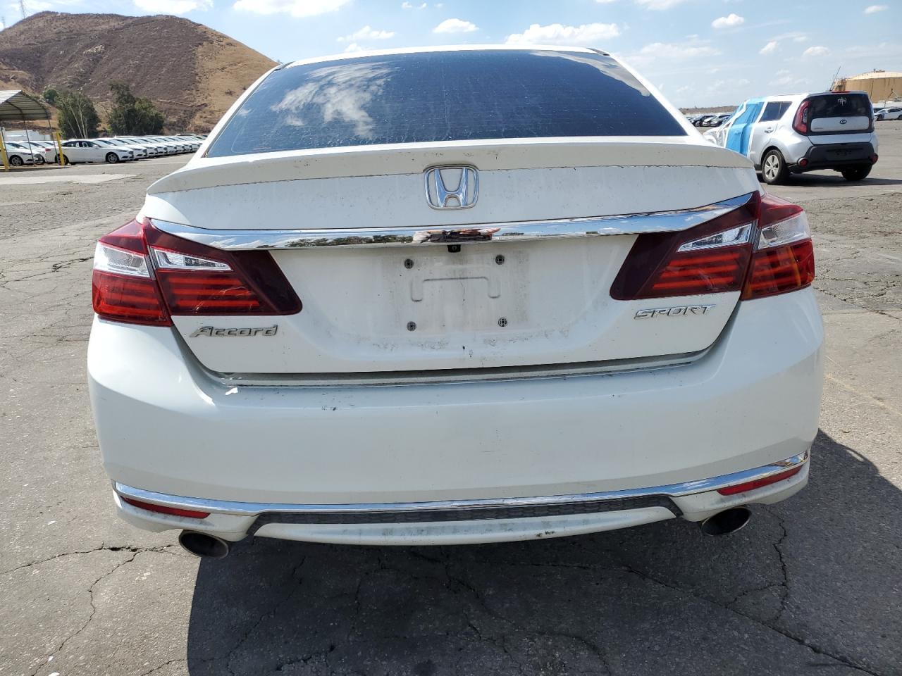 2017 HONDA ACCORD