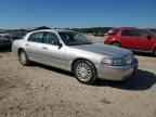 2004 LINCOLN Town Car