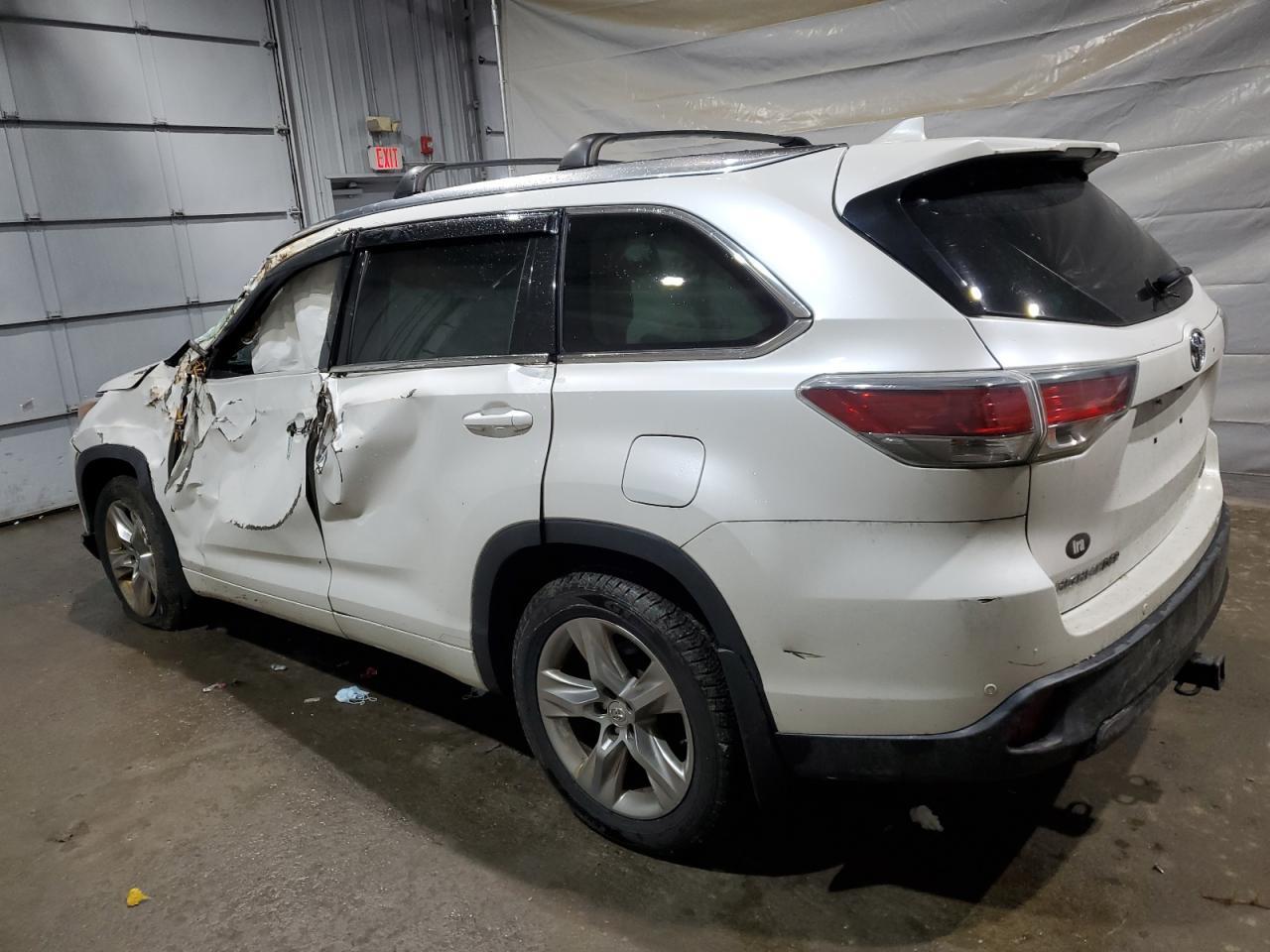 2015 TOYOTA HIGHLANDER