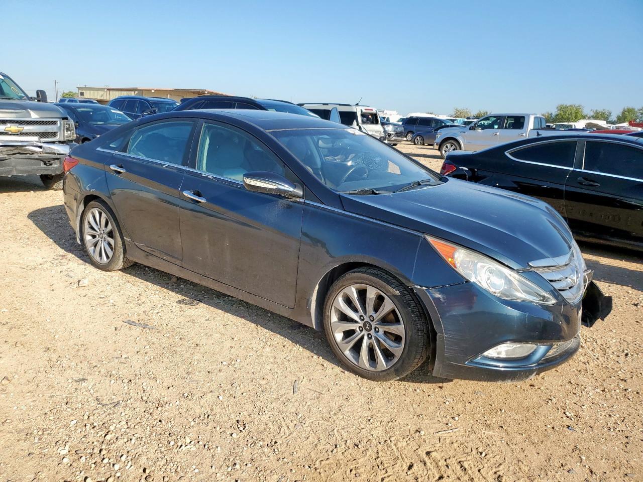 2011 HYUNDAI SONATA