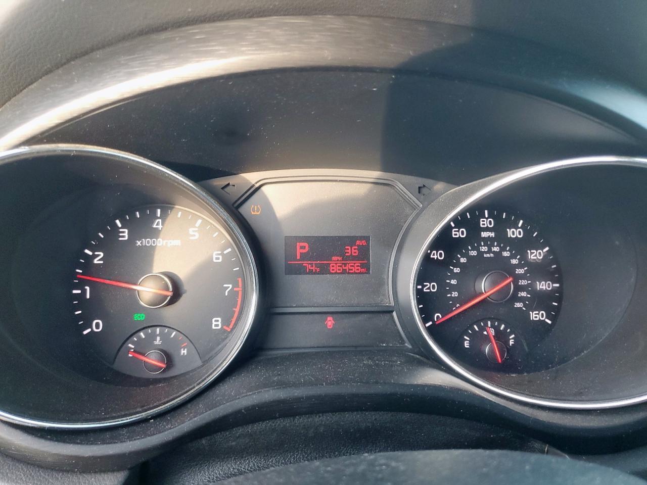 2016 KIA SEDONA