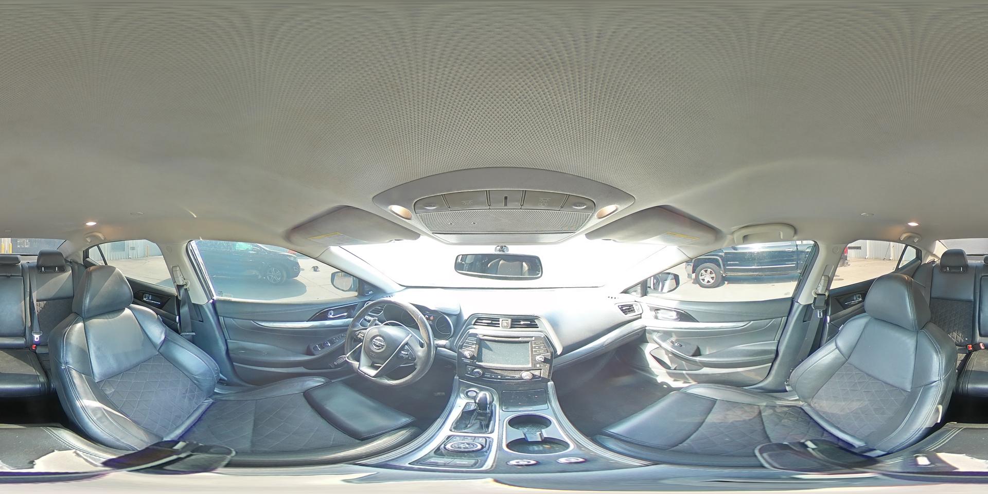 2017 NISSAN Maxima