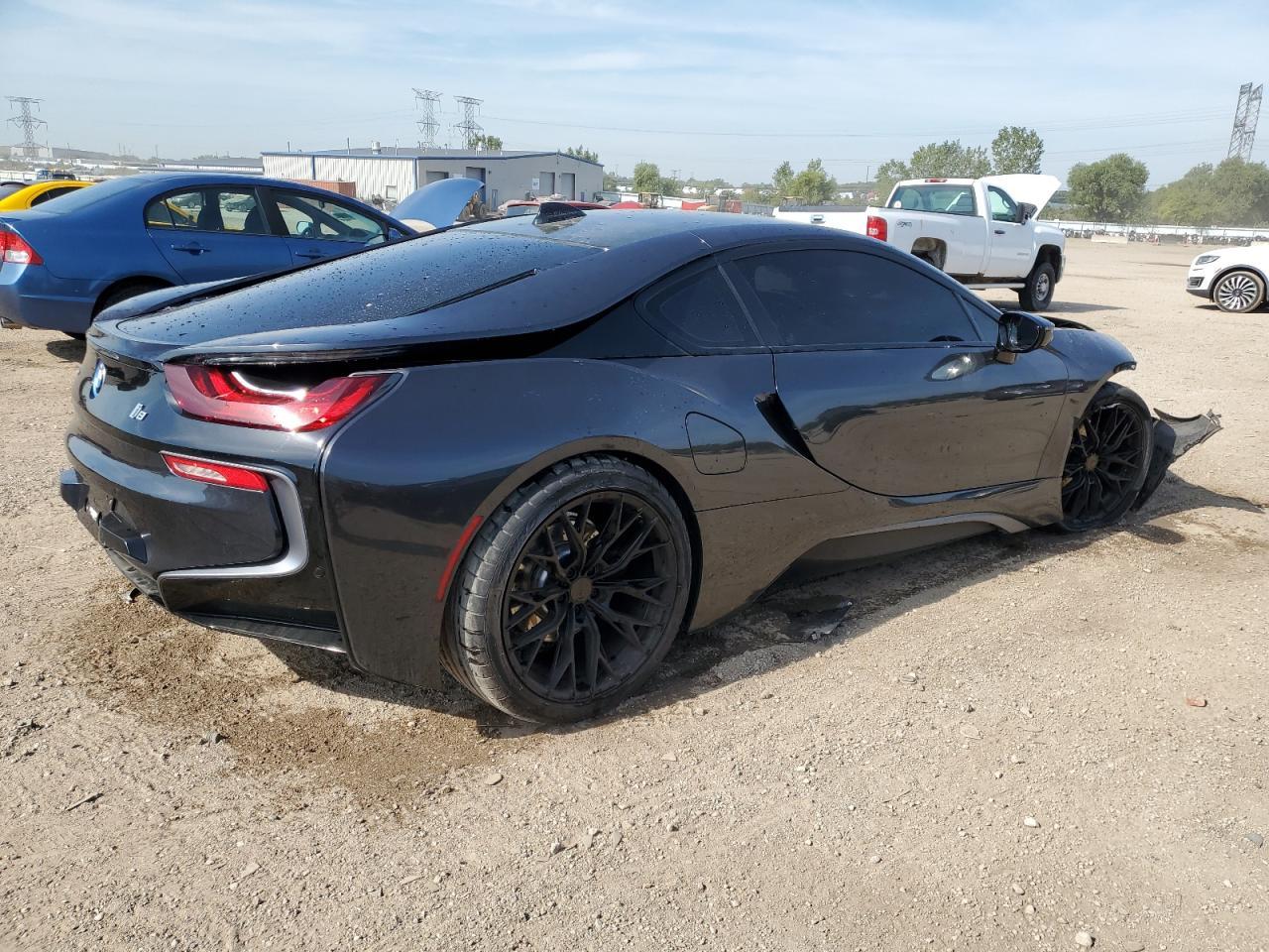 2015 BMW i8