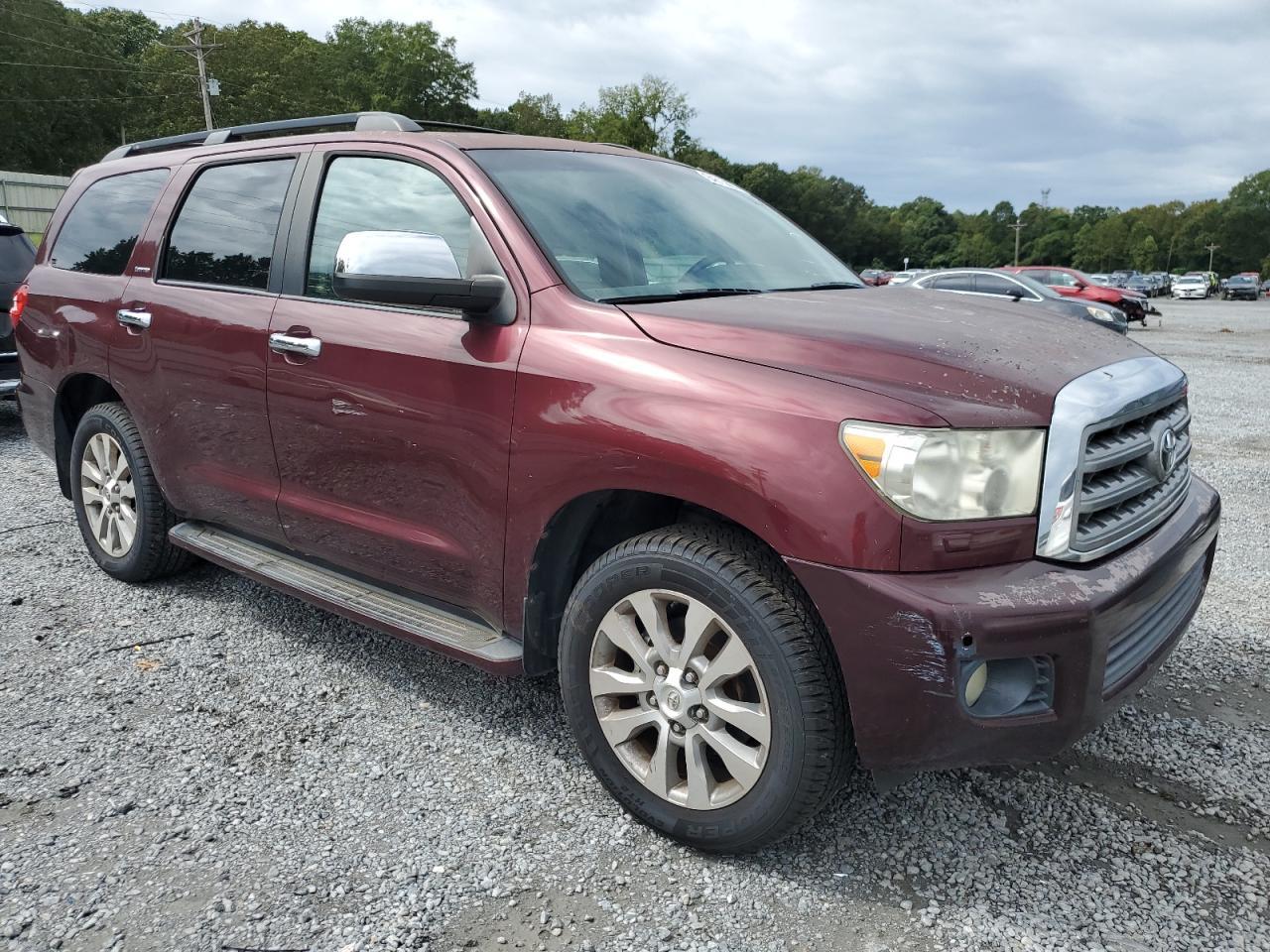 2011 TOYOTA Sequoia