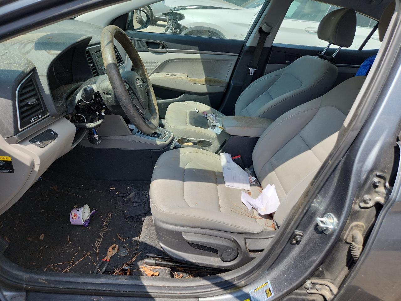 2017 HYUNDAI ELANTRA