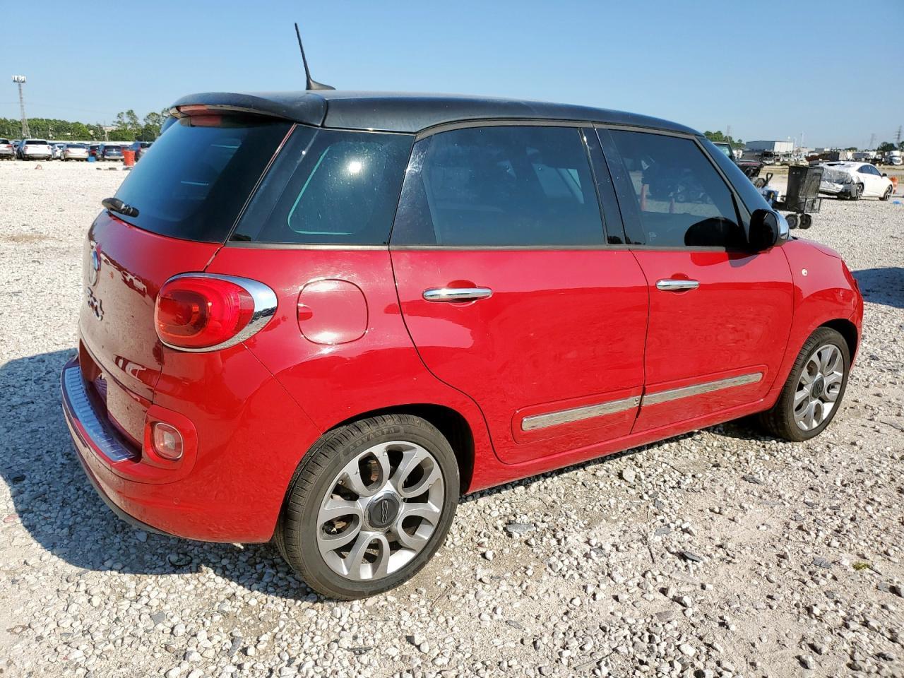2017 FIAT 500L