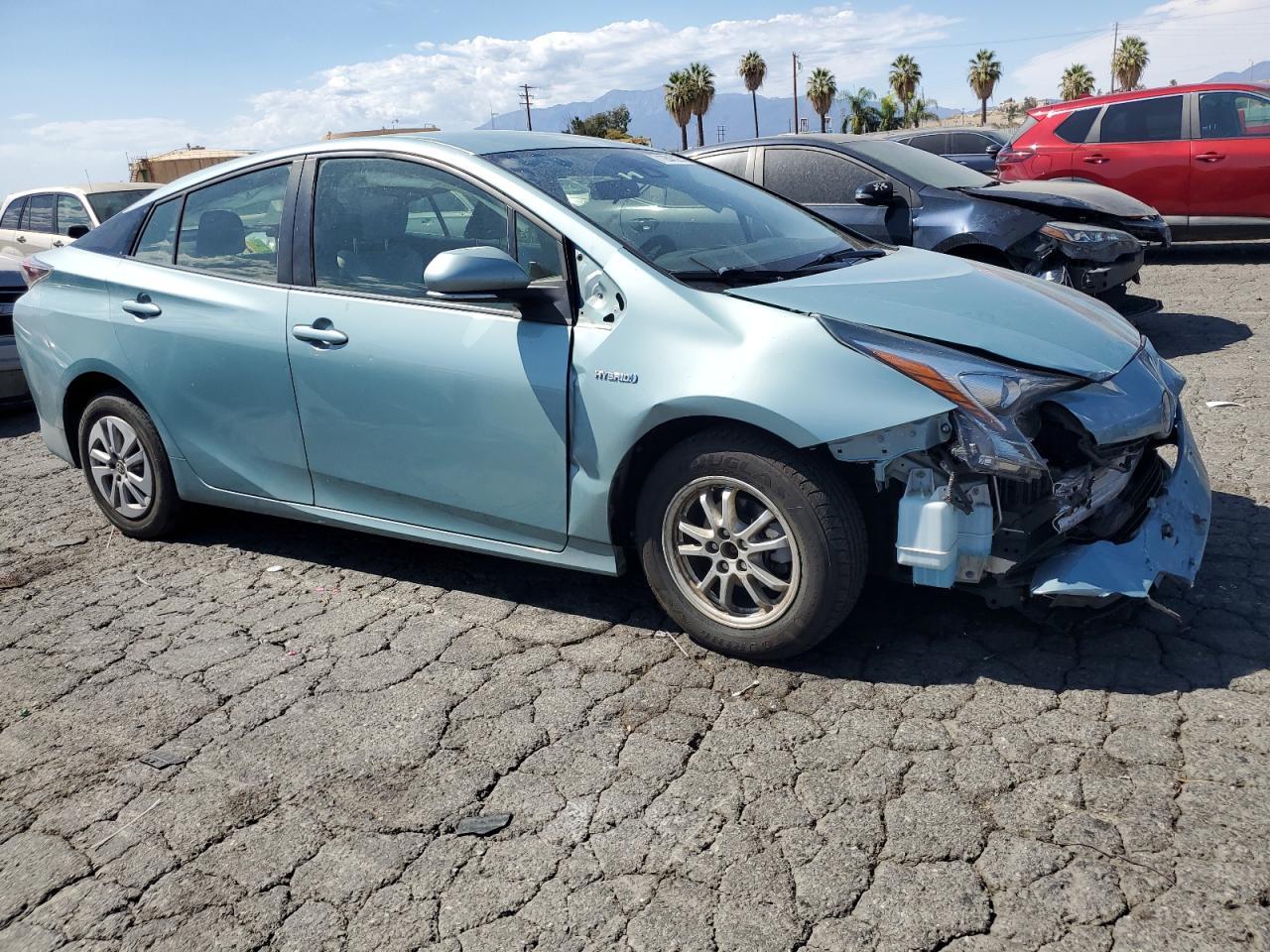 2017 TOYOTA PRIUS