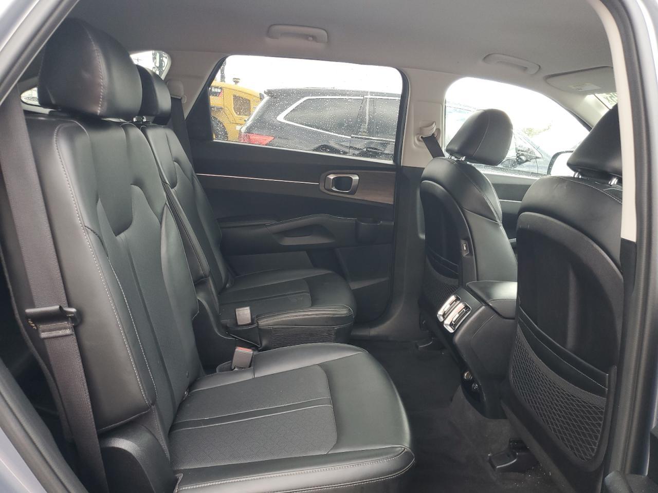 2021 KIA SORENTO