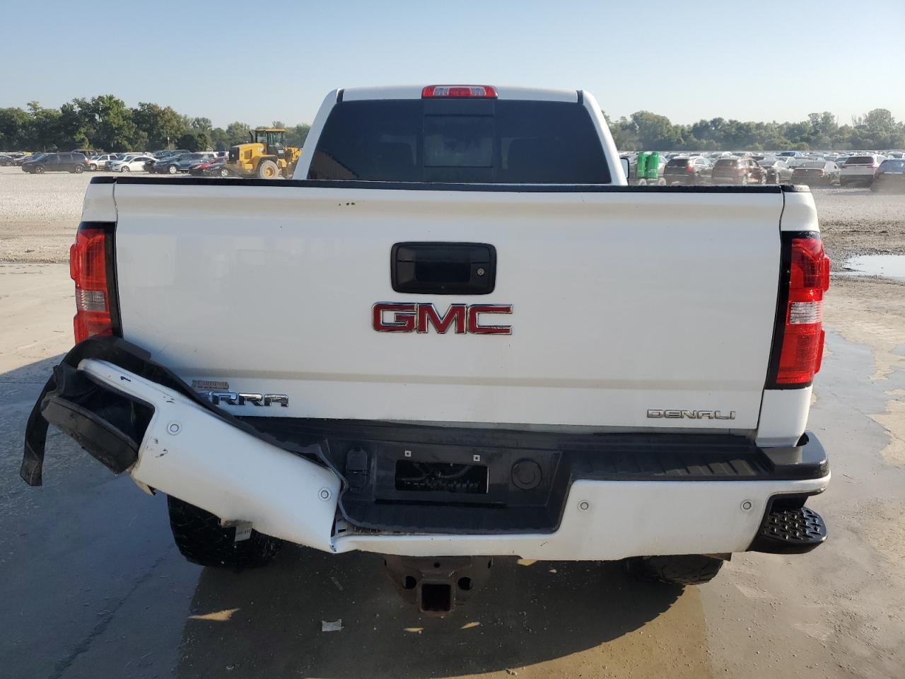 2016 GMC Sierra